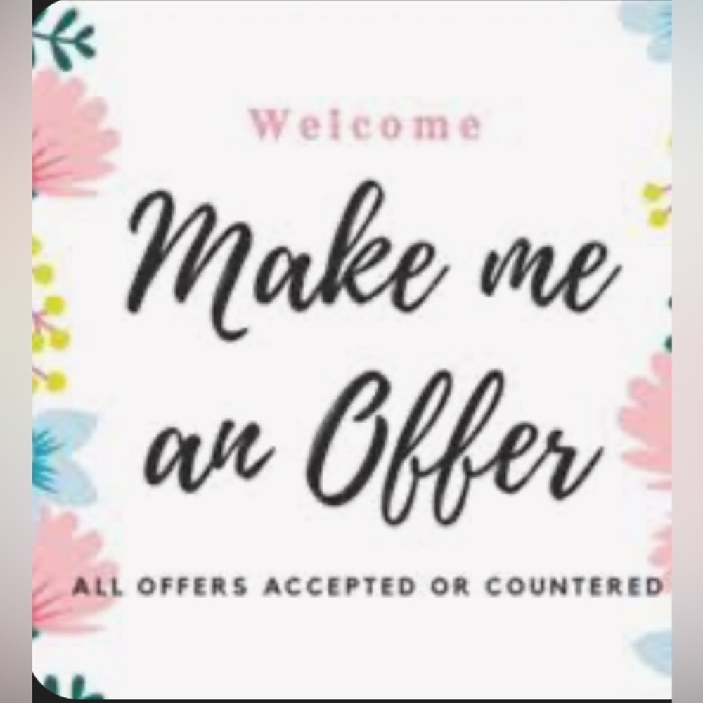 All offers will be countered or accepted!!! 🤍